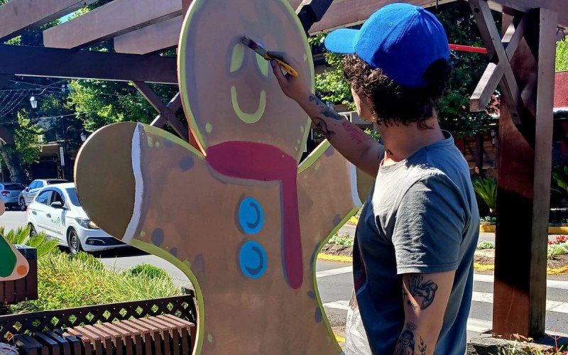 Artistas canelenses dão nova identidade à decoração do 38º Sonho de Natal