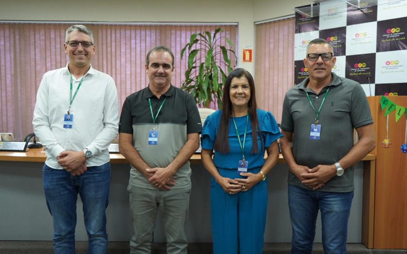  Pedro Pereira (PP), conhecido como Pedrinho do Transporte, foi indicado para presidir a Câmara de Sapiranga. A Mesa Diretora terá a vereadora Olivia Steigleder (PP),  como vice-presidente, Pablo Neuland (Republicanos) como primeiro-secretário e Valmir Monteiro (MDB) como segundo-secretário. | abc+