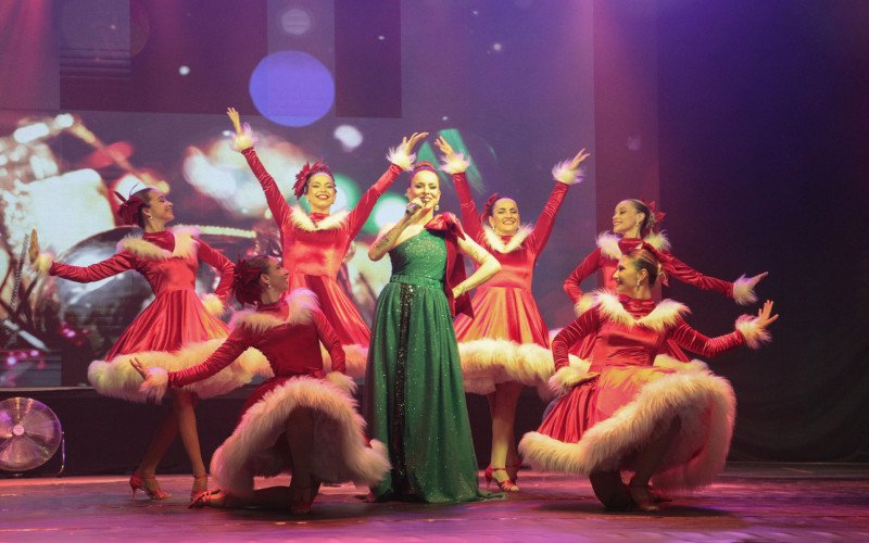 Show musical Noellas, no Sonho de Natal de Canela