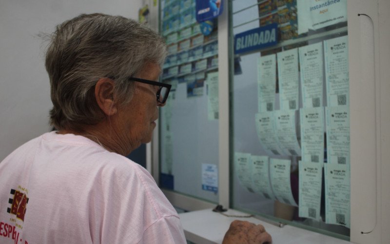 Fátima Vieira, 66 anos, já levou a quadra, mas ainda sonha com o grande prêmio | abc+