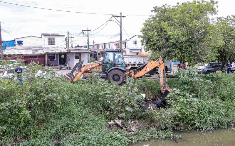 Após as chuvas, equipes do Semae executaram limpeza em pontos da cidade