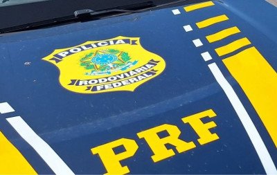 BR-101: Caminhão sai da pista e motorista morre após colisão no litoral norte