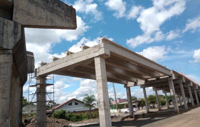 Obra do viaduto da Avenida Celina Kroeff tem novo prazo de entrega