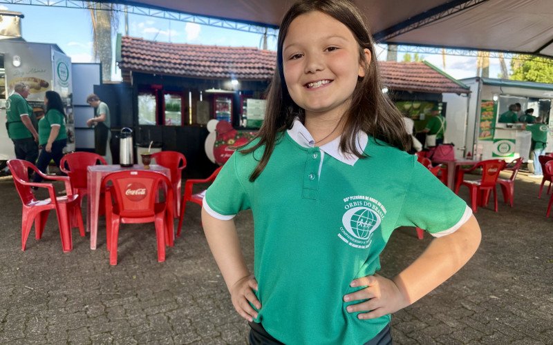 Manuela Cordova Vendruscolo tem somente 8 anos, mas já é destaque em ações de solidariedade