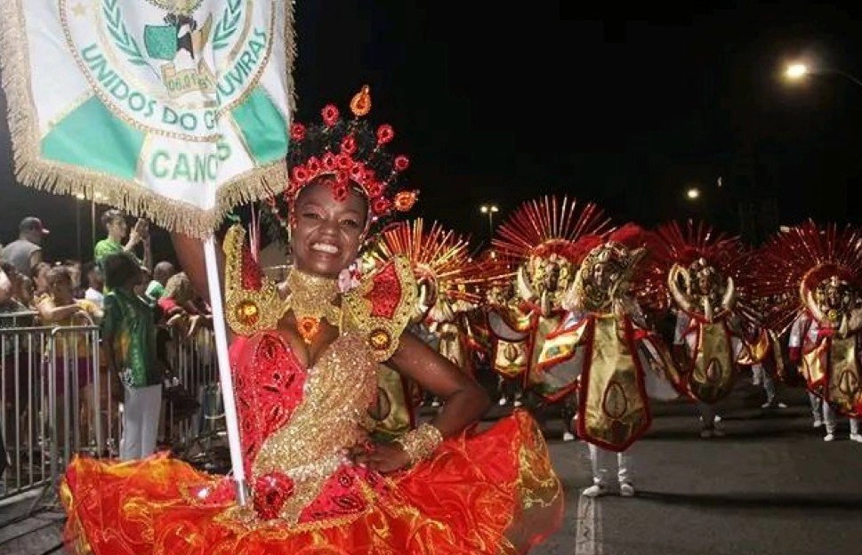 Unidos do Guajuviras leva Salvador para a Esplanada da Restinga