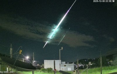 VÍDEO: Um dos últimos grandes meteoros fireball de 2025 é visto no céu do RS