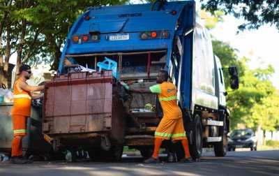 Prefeitura realiza mutirão de limpeza em quatro bairros nesta quarta-feira
