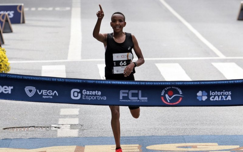 Atleta da Tanzânia vence São Silvestre e Nubia de Oliveira chega em 3º | abc+