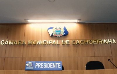 AO VIVO: Vereadores votam impeachment de prefeito e vice de cidade da região metropolitana
