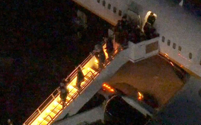 Maduro desembarca em Nova York escoltado por agentes federais | abc+