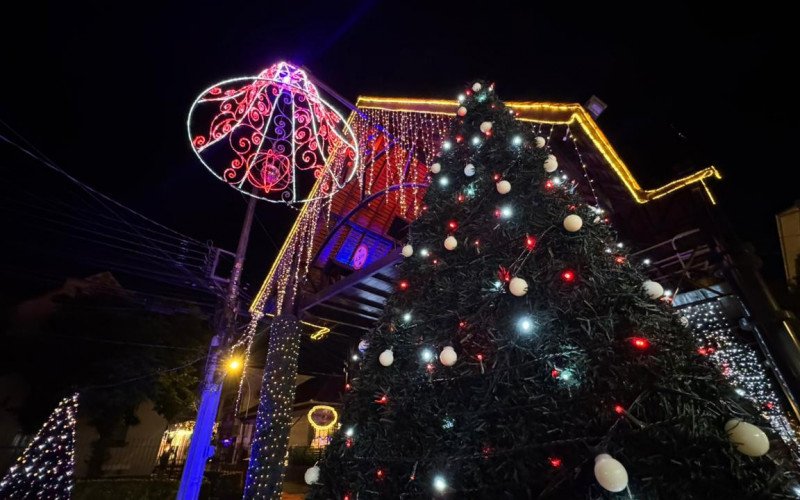 Cidade se transforma com o Natal dos Anjos