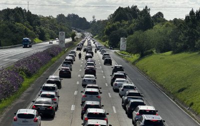 BR-290: Volta do ano novo é marcada por congestionamento em trechos da free way