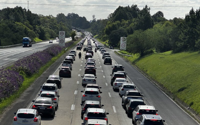 Retorno do litoral norte na free way, em Gravataí - 4 de janeiro de 2026 | abc+