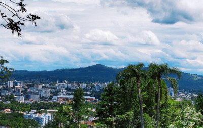 Massa de ar frio faz temperaturas despencarem no RS; saiba como vai ser a semana
