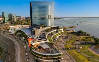 Shopping que fica em cartão postal de Porto Alegre é vendido; veja quem comprou
