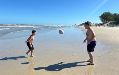 Além do mar e do sol: Veranistas opinam sobre o que não pode faltar na beira-mar
