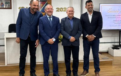 Câmara de Vereadores empossa nova mesa diretora, que tem Fabiano Haubert como presidente