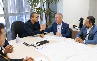 Canoas assina cooperação para construir 49 casas para atingidos pela enchente