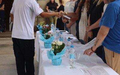 Jovens do Case se formam em cursos de padeiro e barbeiro