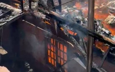 VÍDEO: Incêndio atinge duas casas em Gramado