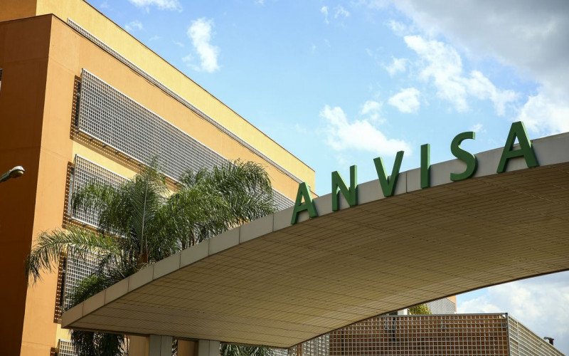 Anvisa publicou sanções fiscais contra três produtos, nesta terça-feira (2) | abc+