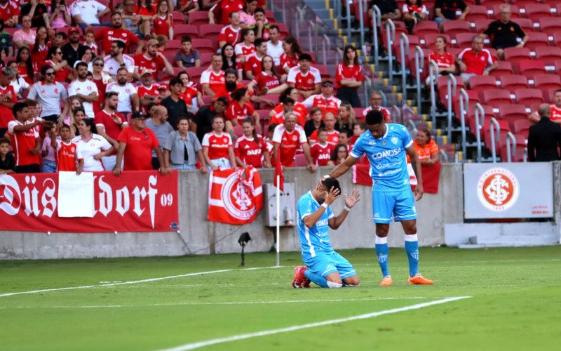 Golaço de Alisson abriu placar do jogo entre Inter e Novo Hamburgo | abc+