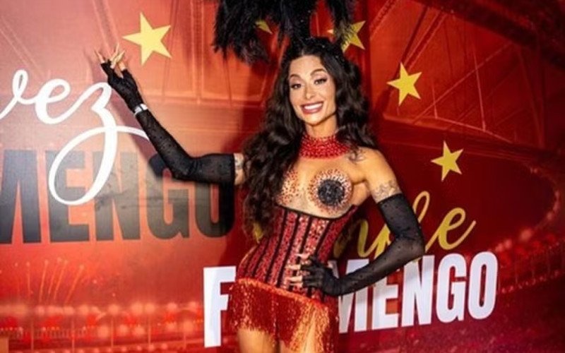 Dançarina Aline Campos faz parte do grupo Camarote do BBB 26 | abc+