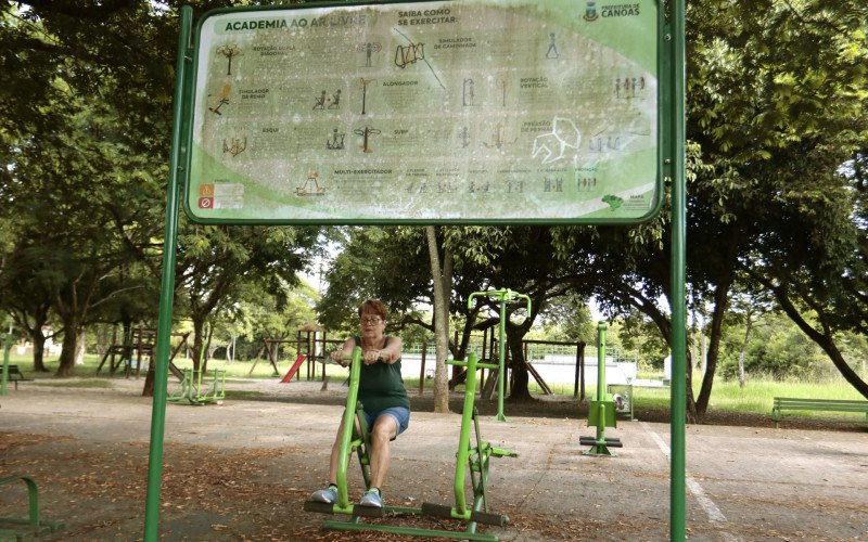 Situação das academias ao ar livre incomoda idosos que se valem dos aparelhos para fazer exercícios, em Canoas | abc+