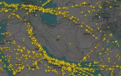 Irã diz ter "total controle" da situação e fecha espaço aéreo para voos internacionais