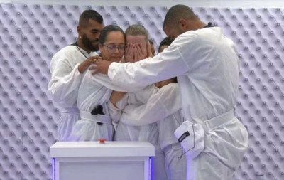 BBB 26: Gaúcha Elisa desiste do Quarto Branco após 65 horas de confinamento