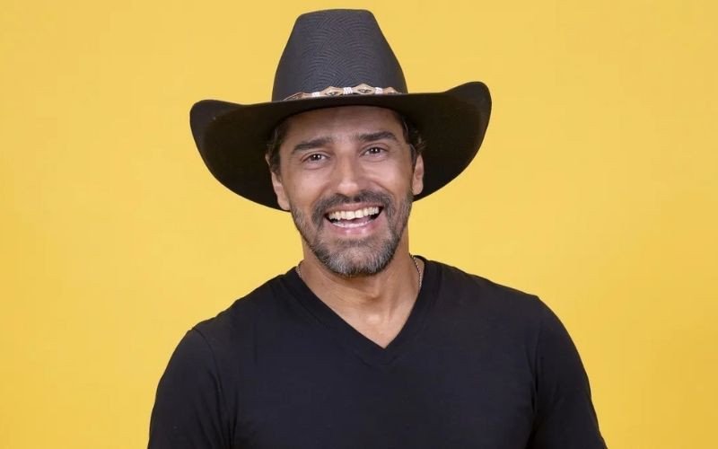 Albert Cowboy | abc+