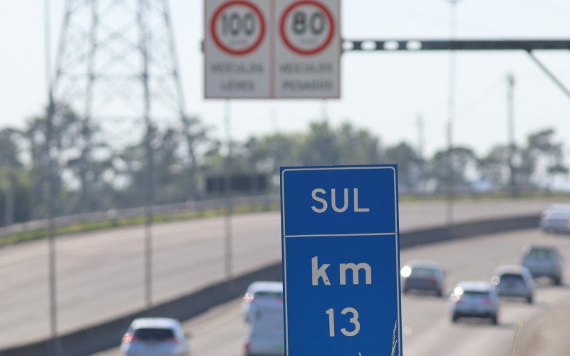 BR-448: Um dos pontos onde PRF solicita a instalação de radar fica no km 13, em Canoas, em uma reta antes do acesso a praia do Paquetá