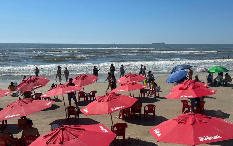 Quinta-feira de sol e calor garante cenário de verão em Tramandaí | abc+