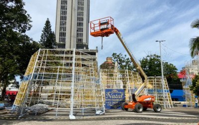 "Espero que o de 2026 seja mais bonito ainda": Moradores se despedem de decoração do Natal Novo Hamburgo; veja vídeo