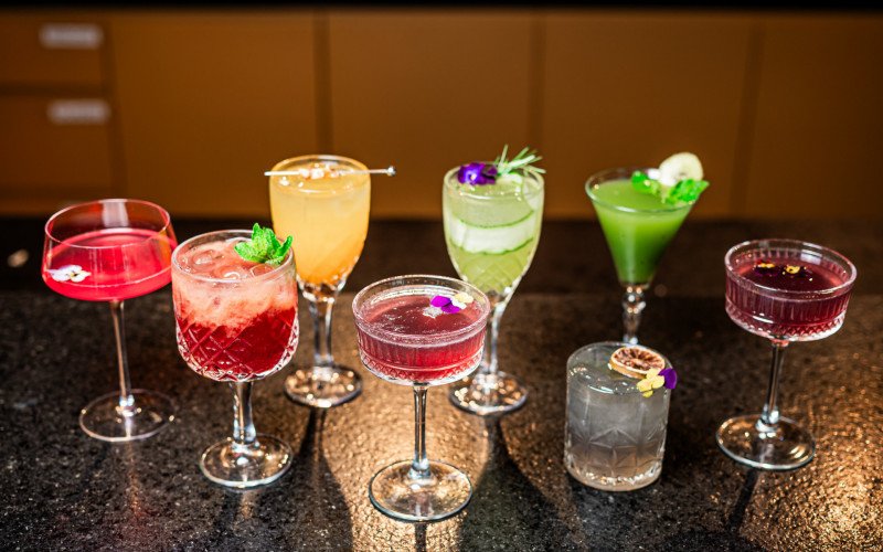 Com bebidas e ingredientes certos, vinho vira drinque | abc+