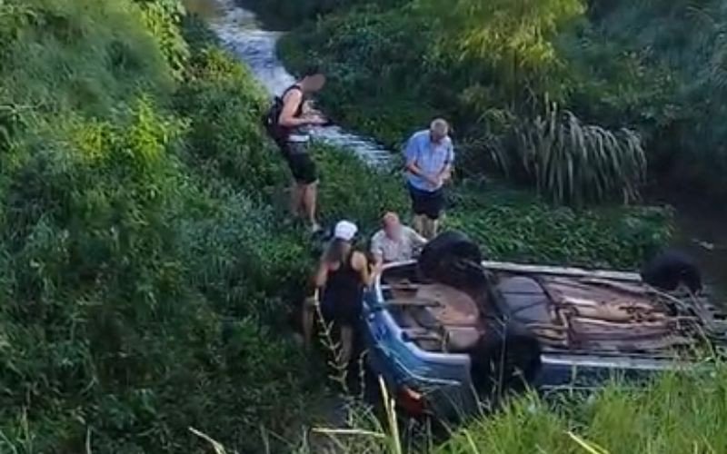 Carro saiu de pista na Avenida dos Municípios na manhã desta sexta-feira | abc+