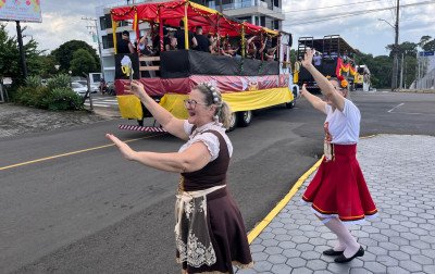 KERBWAGEN: Desfile de caminhões celebra o Kerb de Ivoti