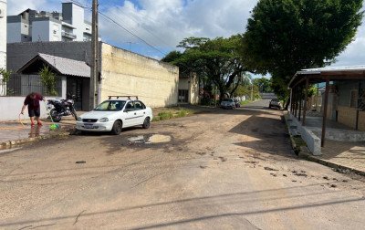 Sábado para limpar e calcular os prejuízos deixados pela chuvarada em Novo Hamburgo