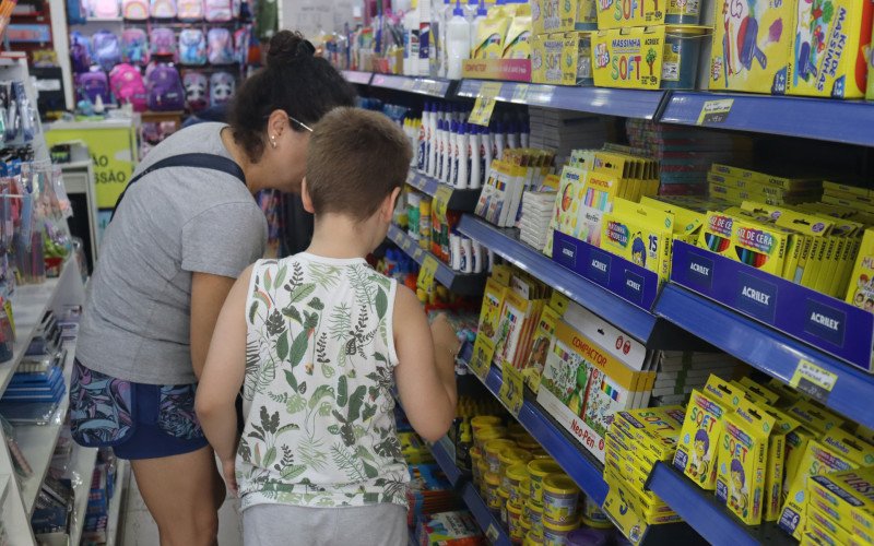 Sábado de pesquisa e compras para o retorno às aulas em Novo Hamburgo | abc+