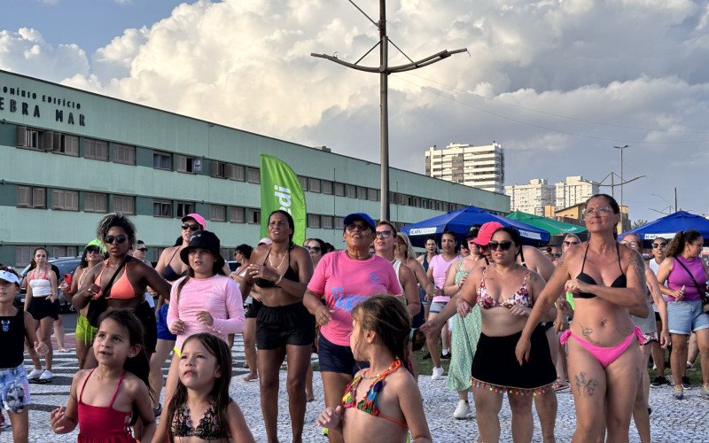 Aulão Sicredi de FitDance em Tramandaí