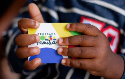 BOLSA FAMÍLIA: Caixa começa a pagar primeira parcela do benefício em 2026