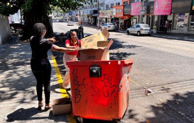 Moradores sentem falta de contêineres de lixo em Novo Hamburgo, mas Prefeitura nega redução no número de equipamentos