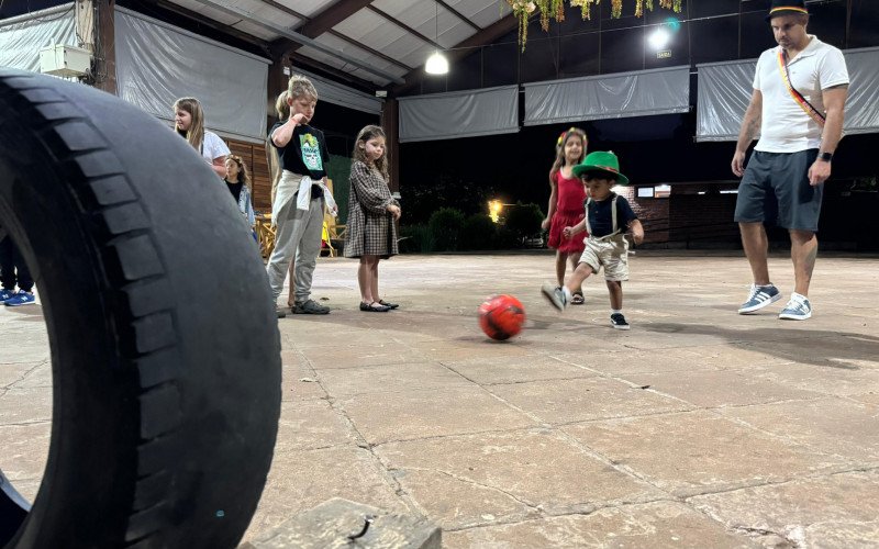 Kerb Infantil resgata brincadeiras lúdicas e traz alegria às crianças