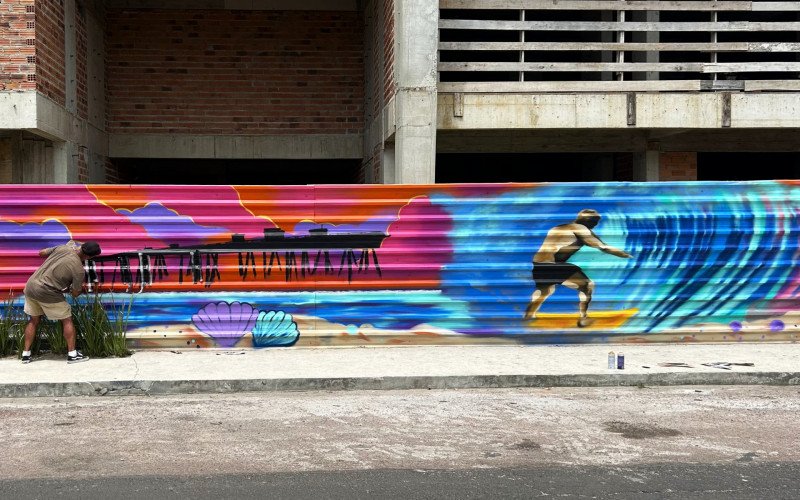 Painel mostra imagens que são referência em Tramandaí
