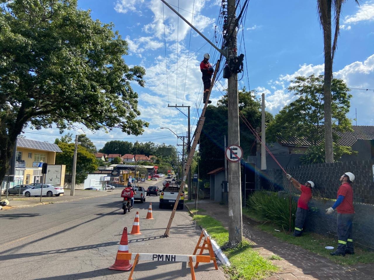 Remo&ccedil;&atilde;o de fios soltos retorna em Novo Hamburgo; veja o cronograma e os pr&oacute;ximos pontos contemplados