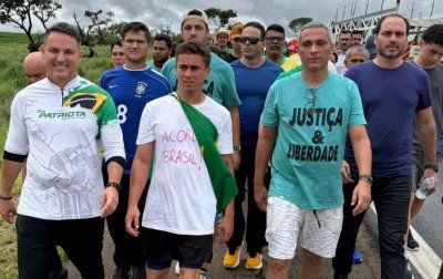 Pré-candidato ao governo do RS adere à caminhada de Nikolas Ferreira em defesa da liberdade