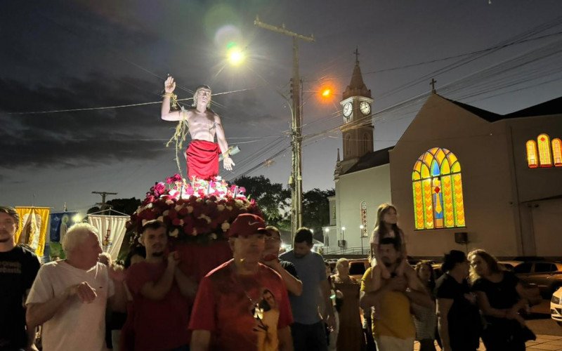 Procissão a São Sebastião