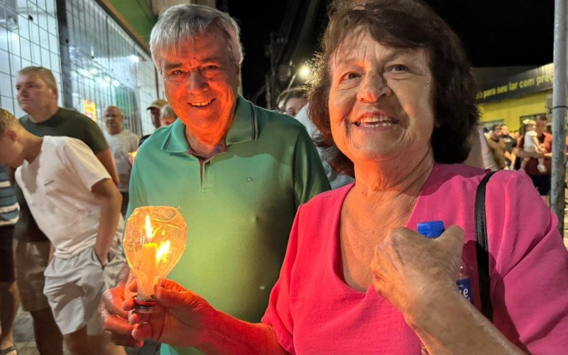 Acelio Flores e a esposa Rejane Flores | abc+
