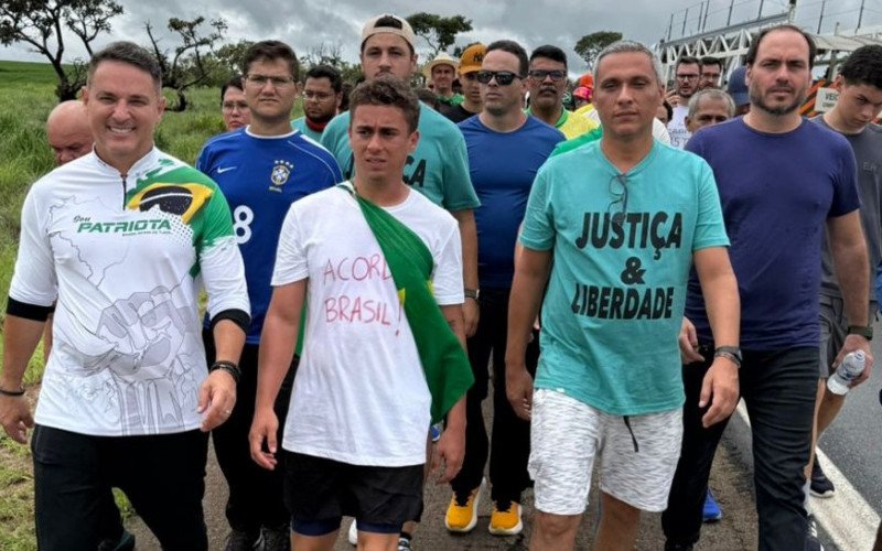 Deputado Luciano Zucco integra caminhada rumo a Brasília | abc+