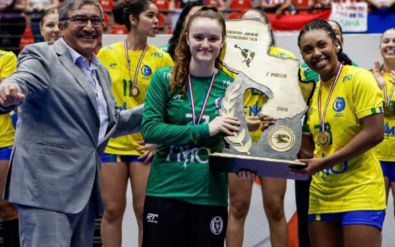 Sophia é destaque na Seleção Brasileira de Handebol | abc+
